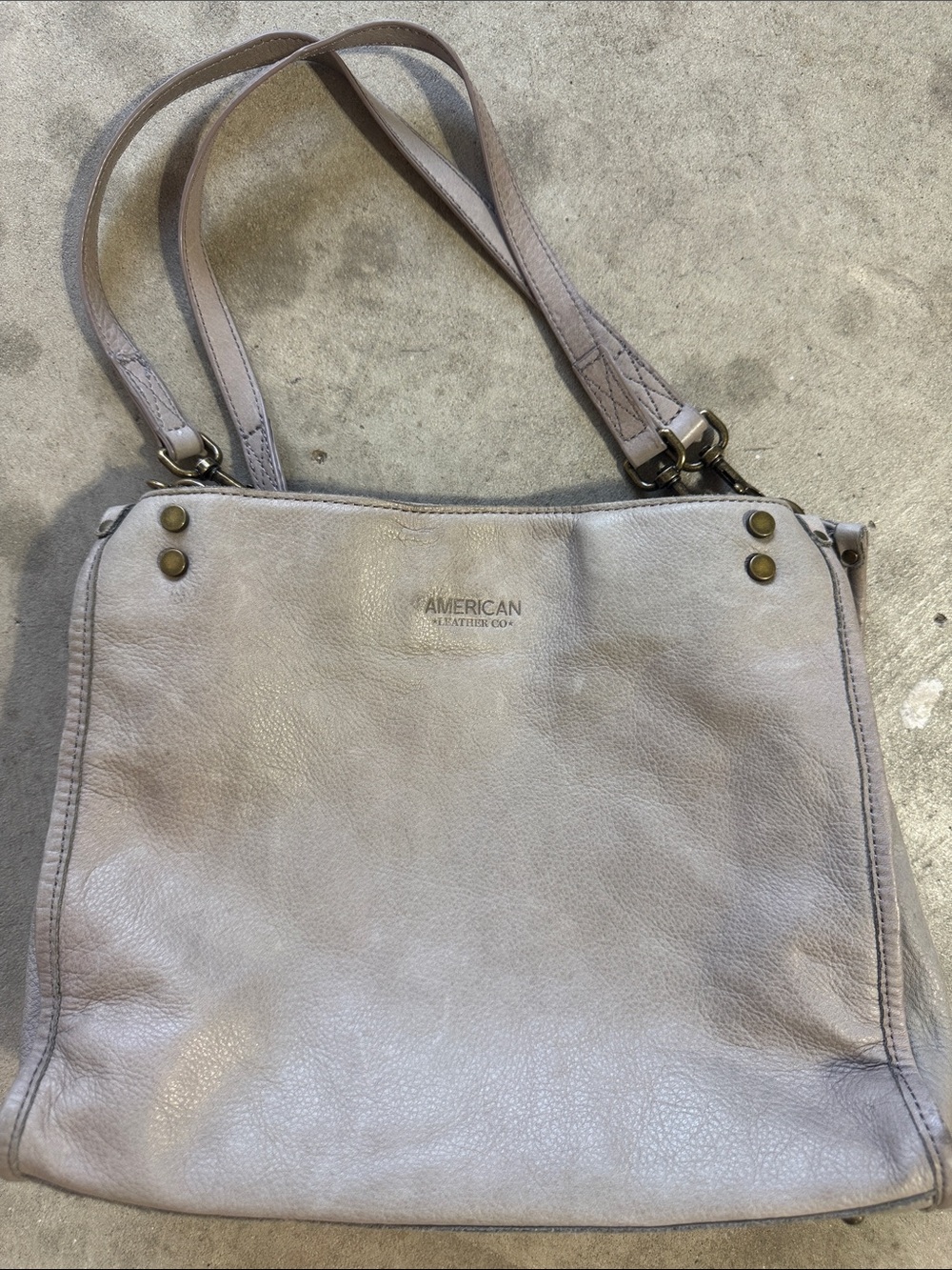 American Leather Co. Shoulder Bag in Light Taupe